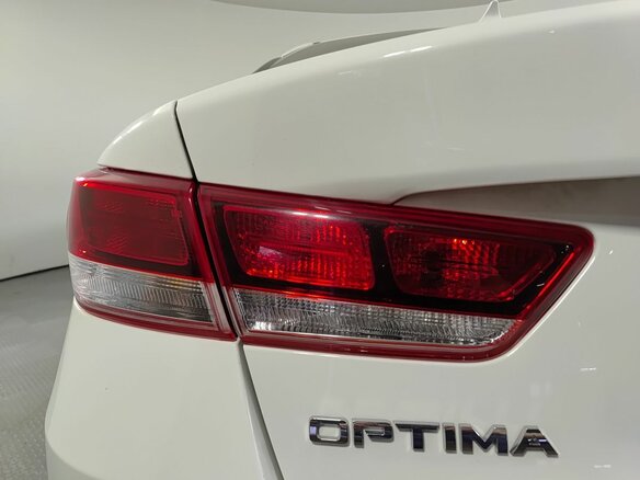 2020 Kia Optima IV Рестайлинг, белый - вид 8