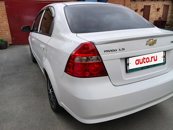2011 Chevrolet Aveo I Рестайлинг, белый, 555000 рублей - вид 6
