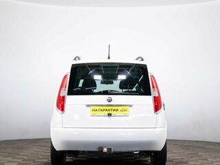 2013 Skoda Roomster I Рестайлинг, белый, 699000 рублей, вид 5