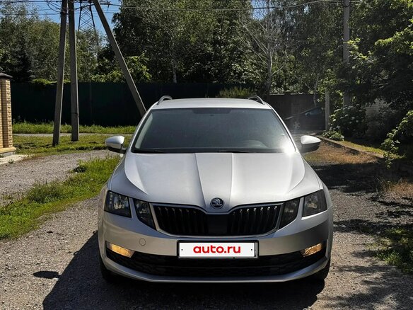 2017 Skoda Octavia III (A7), серебристый - вид 1