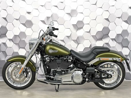 2022 Harley-Davidson Fat Boy, зелёный, 2599000 рублей, вид 4