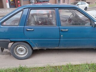 2004 Иж 2126 «Ода», синий, 250000 рублей, вид 1