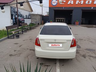 2014 Daewoo Gentra II, бежевый, 500000 рублей, вид 4