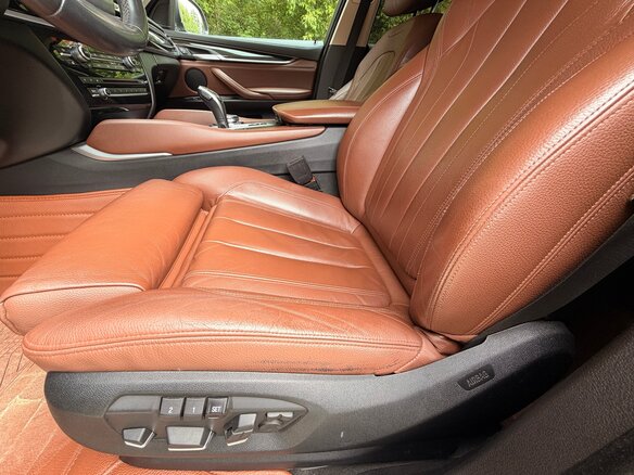 2015 BMW X6 30d II (F16), коричневый, 3850000 рублей - вид 9