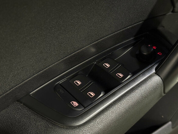2012 Audi A1 I (8X), белый, 1050000 рублей - вид 13