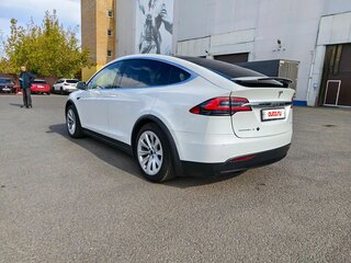 2017 Tesla Model X 75D I, белый, 3200000 рублей, вид 2