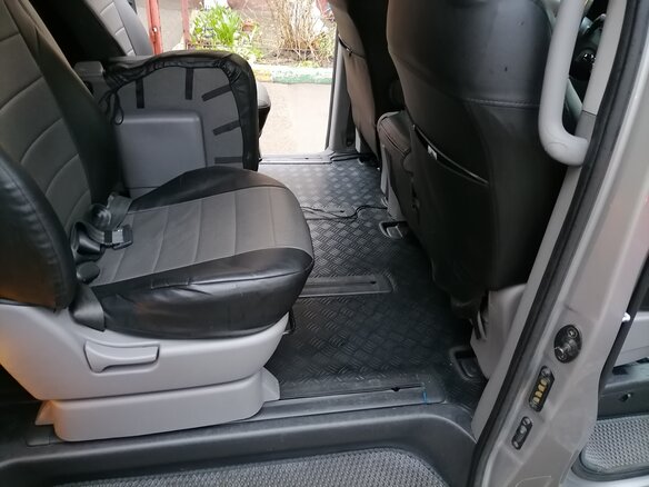 2017 Hyundai Grand Starex I Рестайлинг, серебристый, 2800000 рублей - вид 14