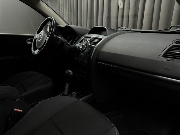 2008 Renault Megane II Рестайлинг, красный, 469999 рублей - вид 14