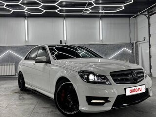 2013 Mercedes-Benz C-Класс 300 III (W204) Рестайлинг, белый, 2200000 рублей, вид 1