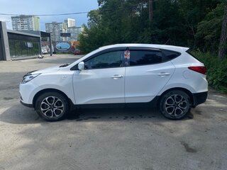 2014 Hyundai ix35 I Рестайлинг, белый, 1450000 рублей, вид 4