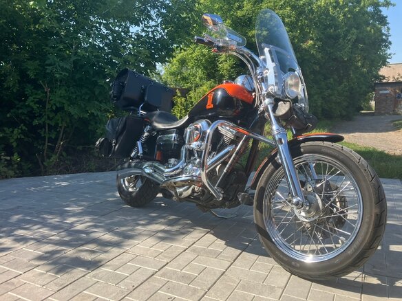 2008 Harley-Davidson Dyna Super Glide, чёрный, 830000 рублей - вид 2