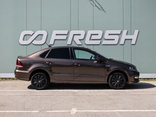 2017 Volkswagen Polo V Рестайлинг, коричневый, 1225000 рублей, вид 5