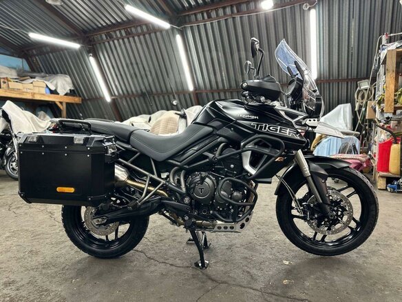 2019 Triumph Tiger 1200, чёрный, 1080000 рублей - вид 2