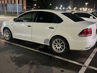 2015 Volkswagen Polo V Рестайлинг, белый, 550000 рублей, вид 3