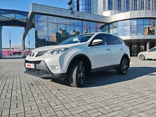 2013 Toyota RAV4 IV (XA40), белый, 1760000 рублей, вид 2