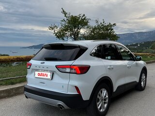 2020 Ford Kuga III, белый, 2050000 рублей, вид 5