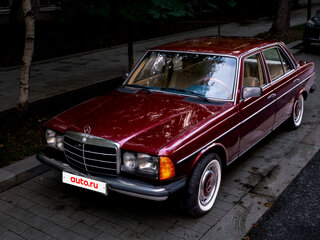 1976 Mercedes-Benz W123 200, пурпурный, 650000 рублей, вид 2