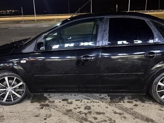 2005 Ford Focus II, чёрный, 450000 рублей, вид 3