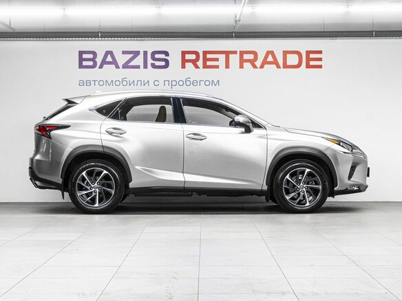 2018 Lexus NX 300 I Рестайлинг, серый, 3589000 рублей - вид 3