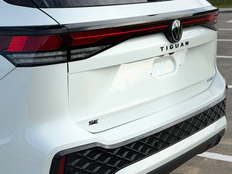2025 Volkswagen Tiguan III (NA Market), белый, 3721667 рублей, вид 3