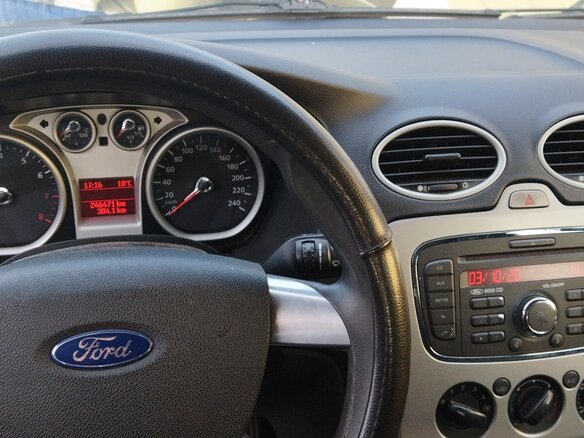 2011 Ford Focus II Рестайлинг, серый, 510000 рублей - вид 15