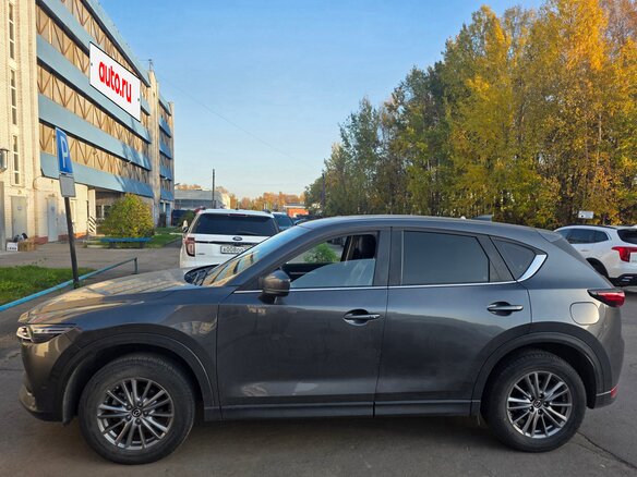 2020 Mazda CX-5 II, серый - вид 3