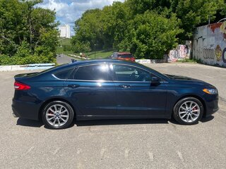 2020 Ford Fusion (North America) II Рестайлинг, синий, 1280000 рублей, вид 4