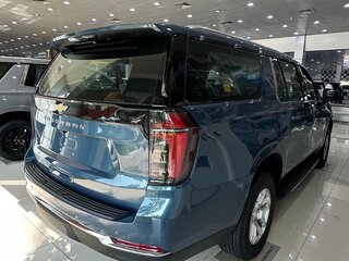 2025 Chevrolet Suburban XII Рестайлинг, синий, 15000000 рублей, вид 3