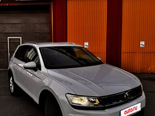 2020 Volkswagen Tiguan II, белый, 3599000 рублей, вид 2