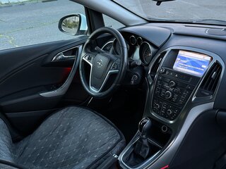 2011 Opel Astra J, белый, 550000 рублей, вид 5