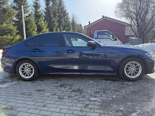 2019 BMW 3 серии 318d VII (G2x), синий, 2850000 рублей, вид 3
