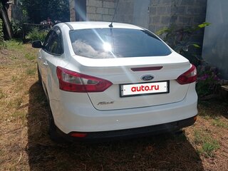 2011 Ford Focus III, белый, 530000 рублей, вид 3