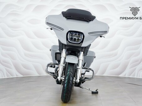 2024 Harley-Davidson Street Glide, чёрный, 2999000 рублей, вид 4