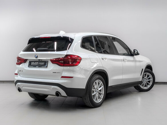 2021 BMW X3 20i xDrive III (G01), белый - вид 4