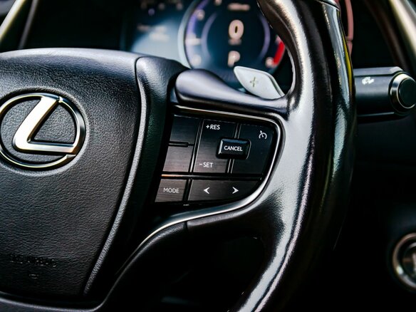 2021 Lexus ES 250 VII, белый, 3180000 рублей - вид 19
