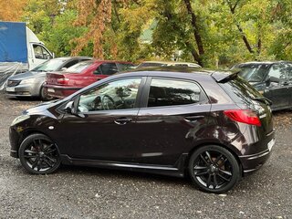 2008 Mazda 2 II (DE), фиолетовый, 650000 рублей, вид 3