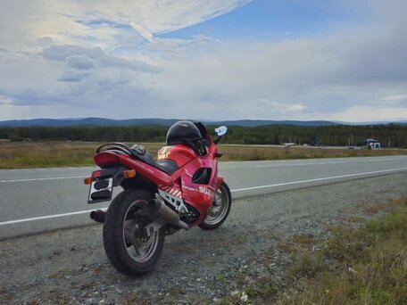 1994 Suzuki GSX 600F Katana, красный, 290000 рублей, вид 2