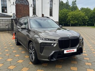 2022 BMW X7 40i I (G07) Рестайлинг, зелёный, 10800000 рублей, вид 5