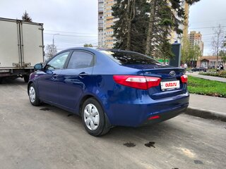 2013 Kia Rio 4-speed III, синий, 550000 рублей, вид 4