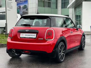 2018 Mini Hatch Cooper III (F55/F56) Рестайлинг, красный, 1847000 рублей, вид 5