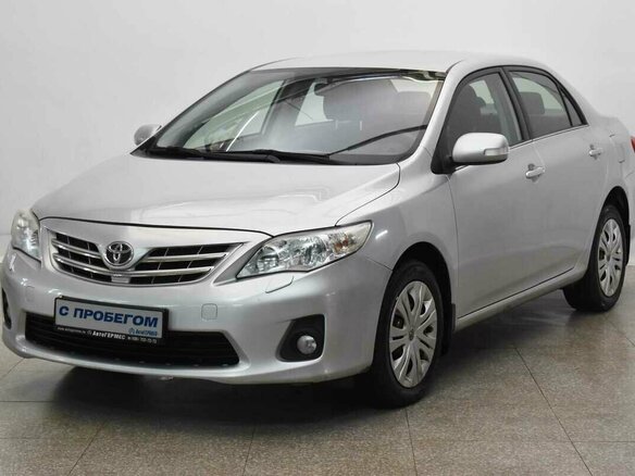 2010 Toyota Corolla X (E140, E150) Рестайлинг, серебристый