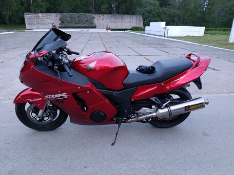 1998 Honda CBR 1100 XX, красный, 390000 рублей, вид 3