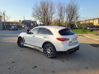 2012 Infiniti FX37 II (S51) Рестайлинг, белый, 1450000 рублей, вид 4