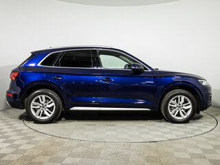 2018 Audi Q5 II (FY), синий, 2899989 рублей, вид 4