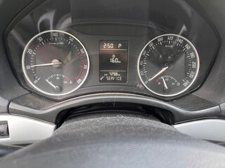 2010 Skoda Octavia DSG7 II (A5) Рестайлинг, серебристый, 799000 рублей, вид 5
