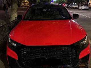 2019 Audi Q8 55 TFSI I (4M), красный, 6600000 рублей, вид 4