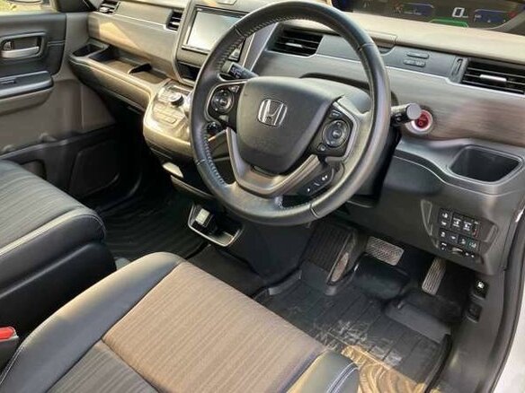 2019 Honda Freed II, белый, 1140000 рублей - вид 17