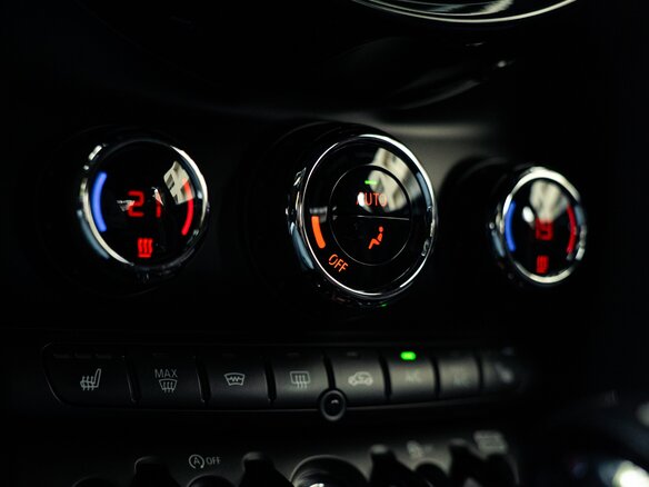 2017 Mini Hatch JCW III (F55/F56), чёрный, 2050000 рублей - вид 12