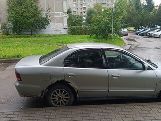 2002 Mitsubishi Galant VIII Рестайлинг, серебристый, 150000 рублей, вид 5