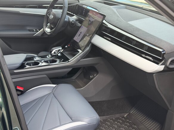 2026 Geely Atlas II, зелёный, 4114990 рублей - вид 8